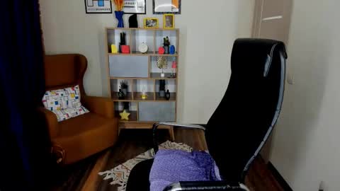 Fran online show from October 20, 2025, 2:50 pm