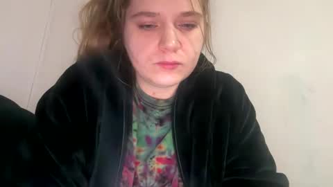 francescafey online show from December 5, 2024, 8:33 am