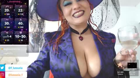 Snapshot of franchesca_lussuria chatting on October 17, 2025, 12:36 am franchesca lussuria online show from October 17, 2025, 12:36 am