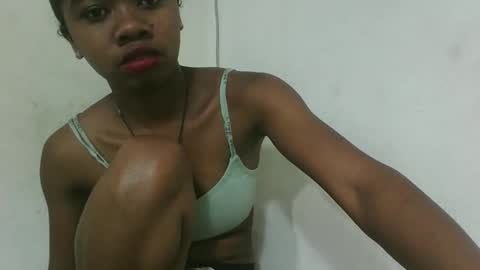 Snapshot of francinealdy chatting on October 23, 2025, 4:34 am francinealdy online show from October 23, 2025, 4:34 am