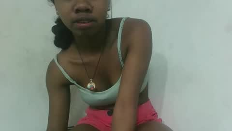 Snapshot of francinealdy chatting on October 29, 2025, 3:20 am francinealdy online show from October 29, 2025, 3:20 am