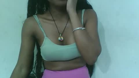 Snapshot of francinealdy chatting on November 4, 2025, 2:32 am francinealdy online show from November 4, 2025, 2:32 am