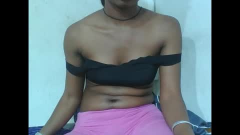 Snapshot of francinealdy chatting on November 11, 2025, 5:57 pm francinealdy online show from November 11, 2025, 5:57 pm