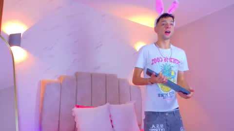 Franco online show from November 3, 2025, 11:04 pm