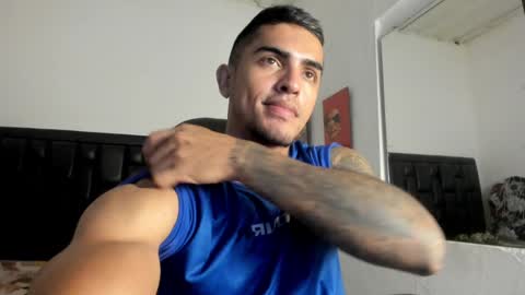 Snapshot of franco_ruiz_ chatting on December 16, 2024, 1:10 am franco online show from December 16, 2024, 1:10 am