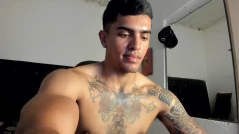 Snapshot of franco_ruiz_ chatting on February 15, 2025, 3:52 am franco online show from February 15, 2025, 3:52 am