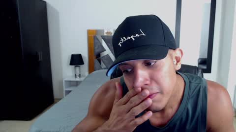 Snapshot of frank_heaven_shore chatting on January 15, 2025, 1:34 am Frank online show from January 15, 2025, 1:34 am