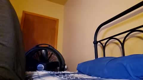 Snapshot of frankiepich13 chatting on September 25, 2025, 11:36 am frankiepich13 online show from September 25, 2025, 11:36 am