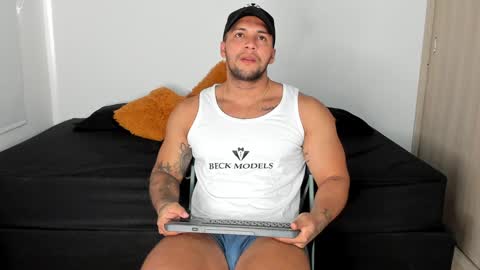 Snapshot of frankmyles01 chatting on January 31, 2025, 6:57 pm frank online show from January 31, 2025, 6:57 pm
