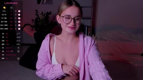 Frann online show from November 5, 2025, 4:51 pm