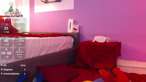 Snapshot of fransheskarossi chatting on December 27, 2024, 6:31 pm Fransheska online show from December 27, 2024, 6:31 pm