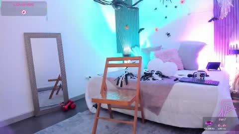 Snapshot of fransheskarossi chatting on October 26, 2025, 12:55 pm Fransheska online show from October 26, 2025, 12:55 pm