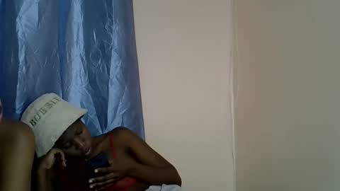 kiki online show from October 29, 2025, 7:04 pm