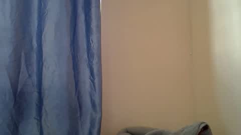 kiki online show from November 4, 2025, 6:01 am