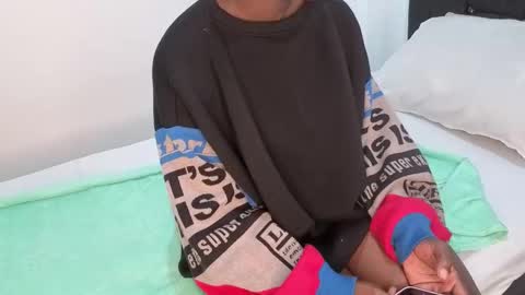 Kandy online show from November 26, 2025, 8:15 am