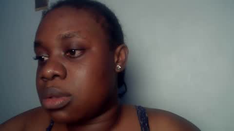 Snapshot of freaky_slut5 chatting on October 25, 2025, 4:53 am freaky slut5 online show from October 25, 2025, 4:53 am