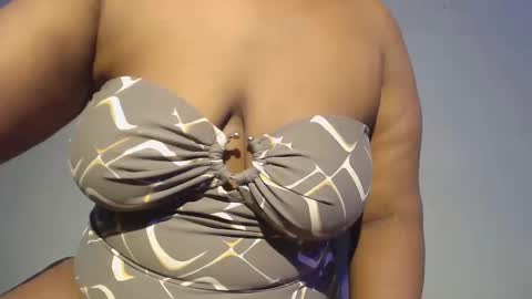 Snapshot of freaky_slut5 chatting on October 29, 2025, 6:20 pm freaky slut5 online show from October 29, 2025, 6:20 pm