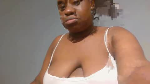 Snapshot of freaky_slut5 chatting on November 30, 2025, 6:45 pm freaky slut5 online show from November 30, 2025, 6:45 pm