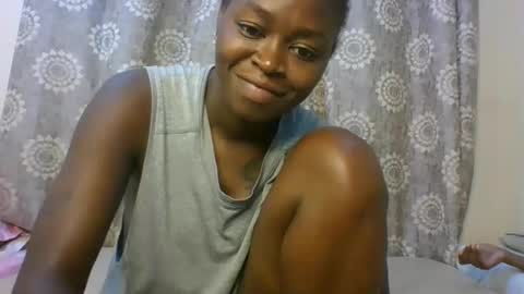 Snapshot of freakybeauties chatting on November 10, 2025, 4:39 pm Freakies online show from November 10, 2025, 4:39 pm