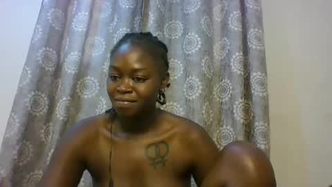 Snapshot of freakybeauties chatting on November 17, 2025, 7:36 am Freakies online show from November 17, 2025, 7:36 am