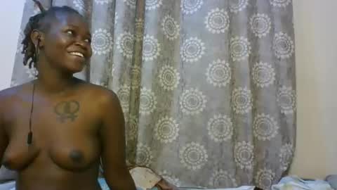 Snapshot of freakybeauties chatting on November 22, 2025, 5:45 pm Freakies online show from November 22, 2025, 5:45 pm