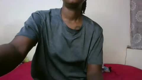 Snapshot of freakybeauties chatting on December 3, 2025, 6:17 pm Freakies online show from December 3, 2025, 6:17 pm