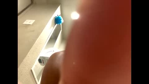 Snapshot of freakybubba chatting on January 11, 2025, 5:18 pm Freakybubba online show from January 11, 2025, 5:18 pm