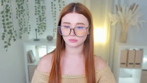 Snapshot of freckle_diyana chatting on January 19, 2025, 6:21 pm Diyana online show from January 19, 2025, 6:21 pm