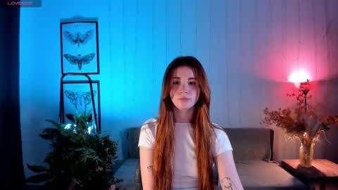 Snapshot of freckle_diyana chatting on October 14, 2025, 5:03 pm Diyana online show from October 14, 2025, 5:03 pm