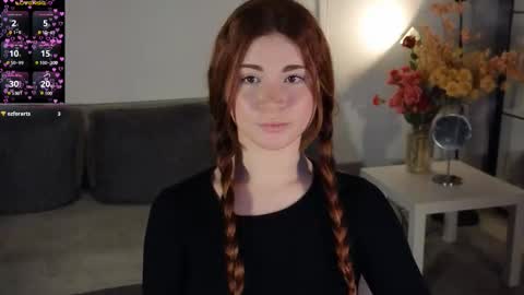 Snapshot of freckle_diyana chatting on December 3, 2025, 9:46 pm Diyana online show from December 3, 2025, 9:46 pm