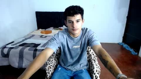 Snapshot of freddy_romans2 chatting on October 5, 2025, 1:59 am freddy romans online show from October 5, 2025, 1:59 am