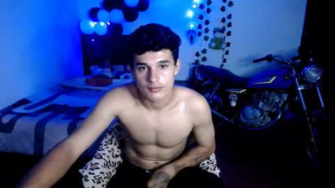 Snapshot of freddy_romans2 chatting on October 21, 2025, 1:28 am freddy romans online show from October 21, 2025, 1:28 am