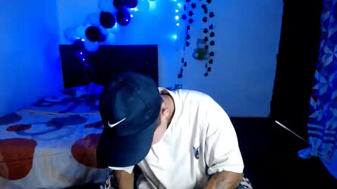 Snapshot of freddy_romans2 chatting on November 25, 2025, 6:52 pm freddy romans online show from November 25, 2025, 6:52 pm