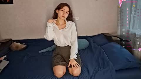 Snapshot of fredmurrietta chatting on November 27, 2025, 9:55 am Mia online show from November 27, 2025, 9:55 am