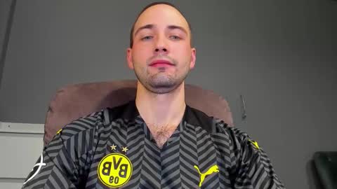 Andrew online show from November 21, 2025, 4:38 pm