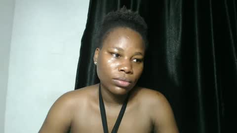 frekkymorelle online show from February 6, 2025, 6:24 pm