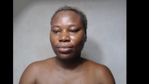 frekkymorelle online show from October 25, 2025, 4:31 am