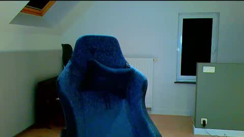 Snapshot of frenchfrieswithmayo chatting on September 13, 2025, 6:40 pm French fries online show from September 13, 2025, 6:40 pm