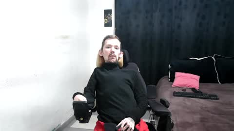 Snapshot of frenchroulette chatting on March 1, 2025, 9:40 am Thomas y Sophia online show from March 1, 2025, 9:40 am