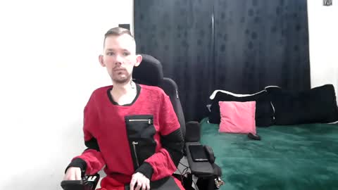 Snapshot of frenchroulette chatting on March 11, 2025, 9:56 am Thomas y Sophia online show from March 11, 2025, 9:56 am