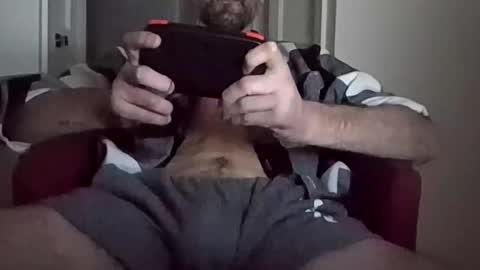 Snapshot of frenchymontreal chatting on November 20, 2025, 6:29 pm frenchymontreal online show from November 20, 2025, 6:29 pm