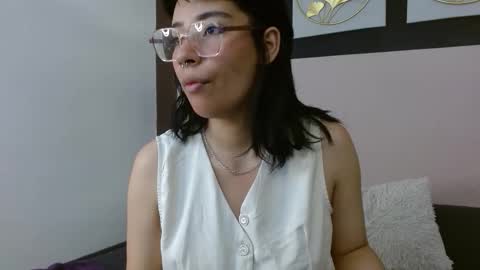 Snapshot of fresaanix chatting on September 27, 2025, 11:26 am fresaanix online show from September 27, 2025, 11:26 am