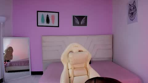 fresitalove01 online show from December 5, 2025, 2:36 pm