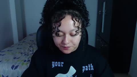 Snapshot of freud_x_louise1 chatting on January 3, 2025, 4:33 am Louise online show from January 3, 2025, 4:33 am