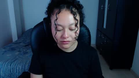 Snapshot of freud_x_louise1 chatting on October 10, 2025, 11:53 am Louise online show from October 10, 2025, 11:53 am