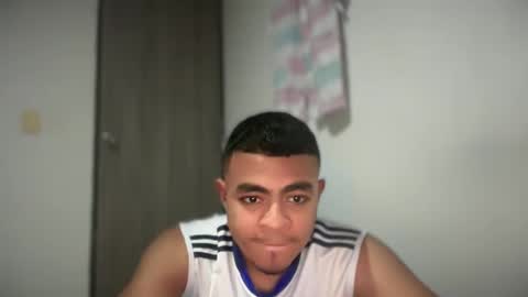 freyva_ online show from January 24, 2025, 3:00 am