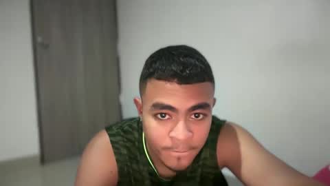 freyva_ online show from January 27, 2025, 1:37 am