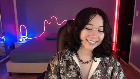 Snapshot of frida_lassi_ chatting on February 10, 2025, 7:07 pm frida_lassi_ online show from February 10, 2025, 7:07 pm