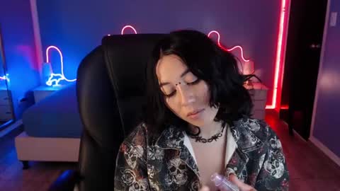 Snapshot of frida_lassi_ chatting on February 10, 2025, 10:09 pm frida_lassi_ online show from February 10, 2025, 10:09 pm