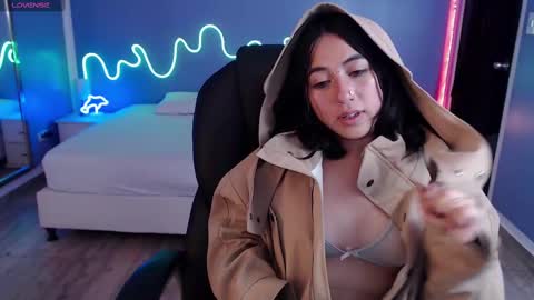 Snapshot of frida_lassi_ chatting on February 25, 2025, 6:09 pm frida_lassi_ online show from February 25, 2025, 6:09 pm